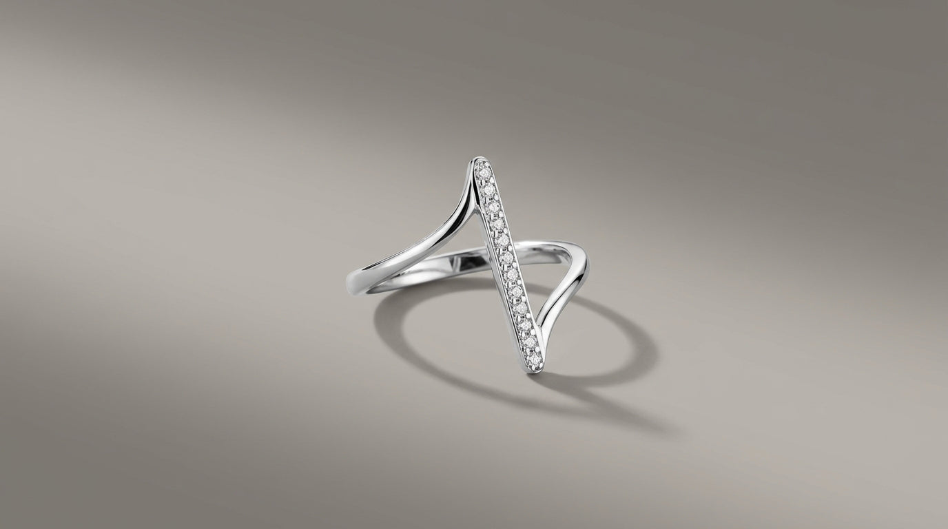 Pavé Wave Bar Ring – Gold & Silver